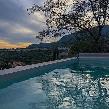 Hotel De Piedra ベルナル エクステリア 写真