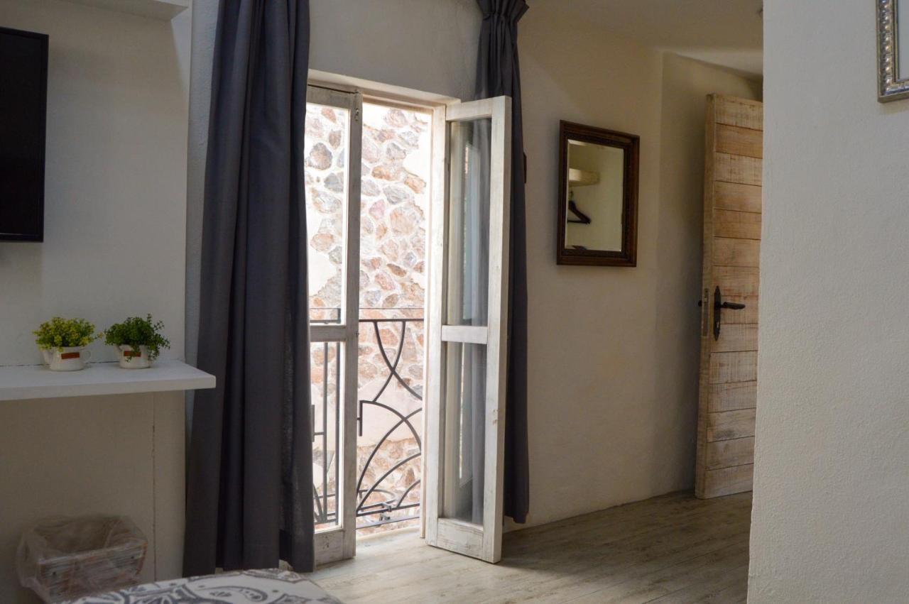 Hotel De Piedra ベルナル エクステリア 写真