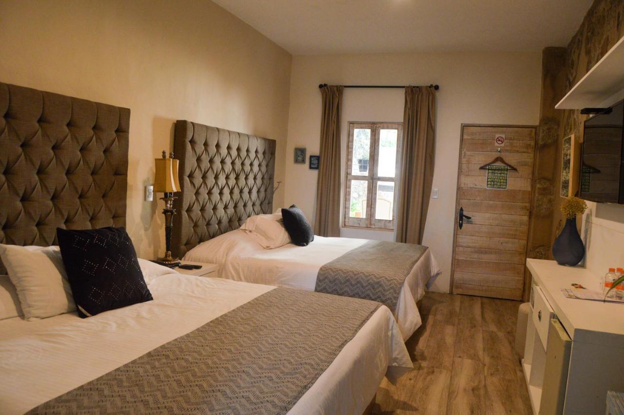 Hotel De Piedra ベルナル エクステリア 写真