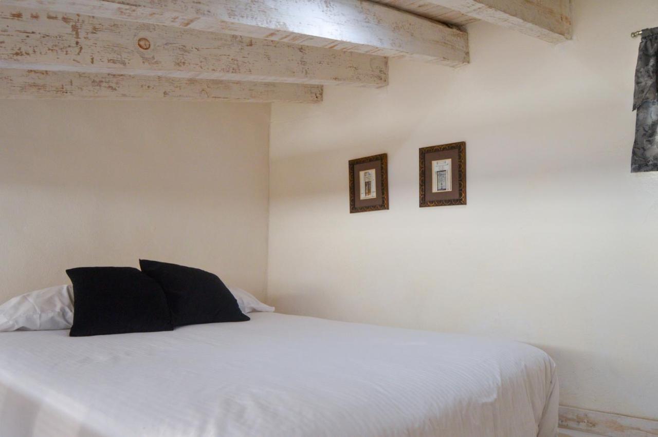 Hotel De Piedra ベルナル エクステリア 写真