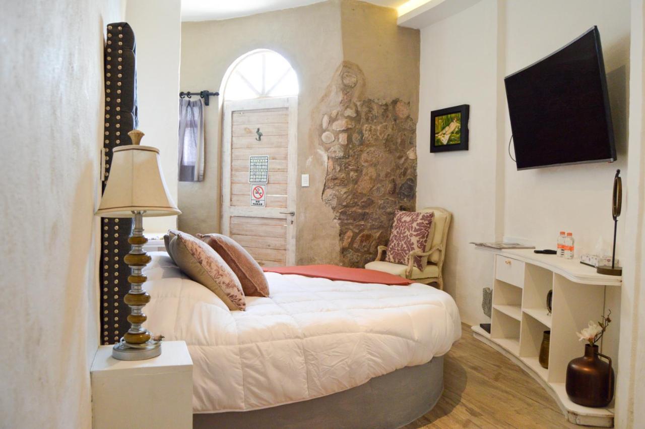 Hotel De Piedra ベルナル エクステリア 写真