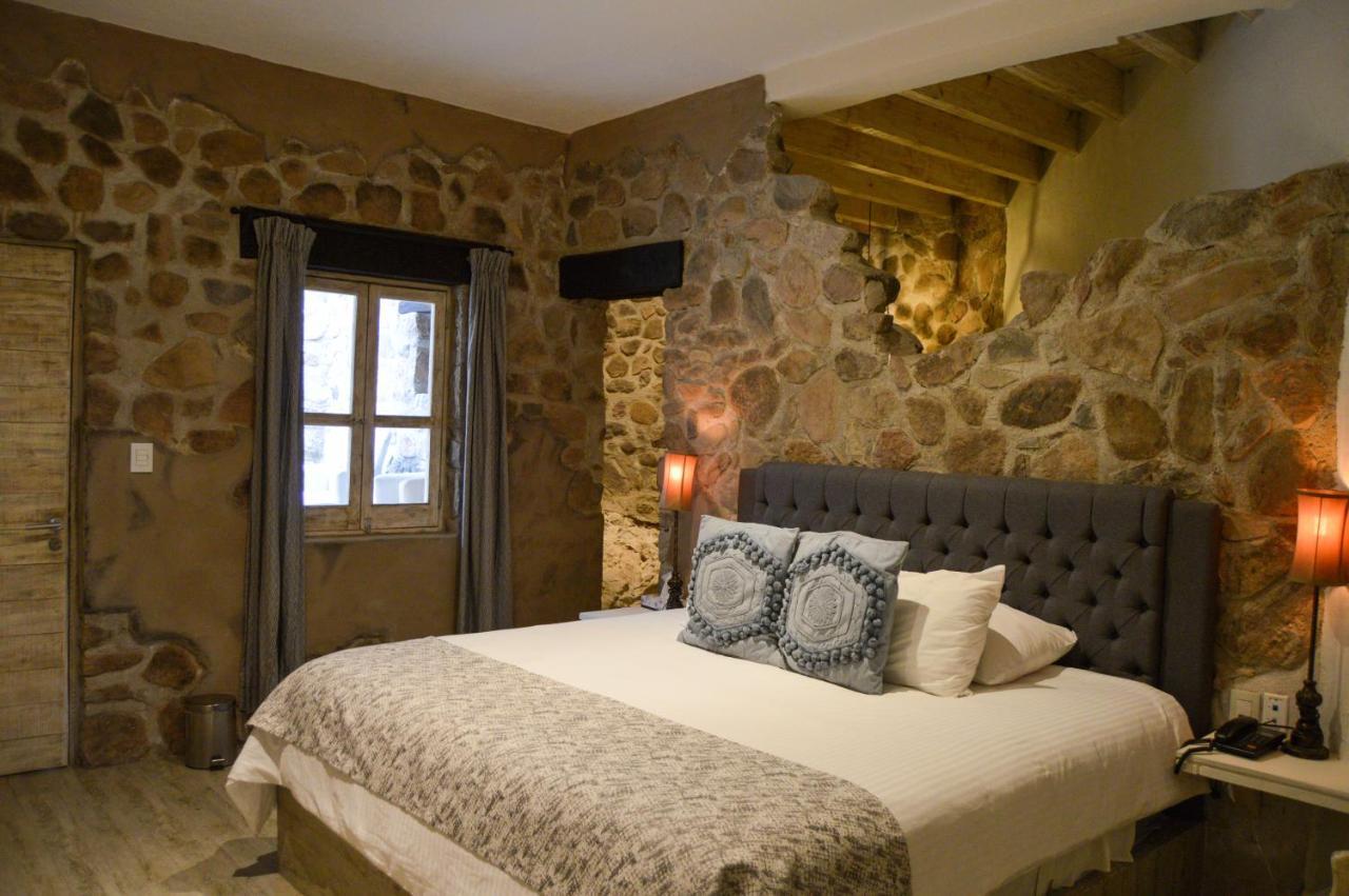 Hotel De Piedra ベルナル エクステリア 写真