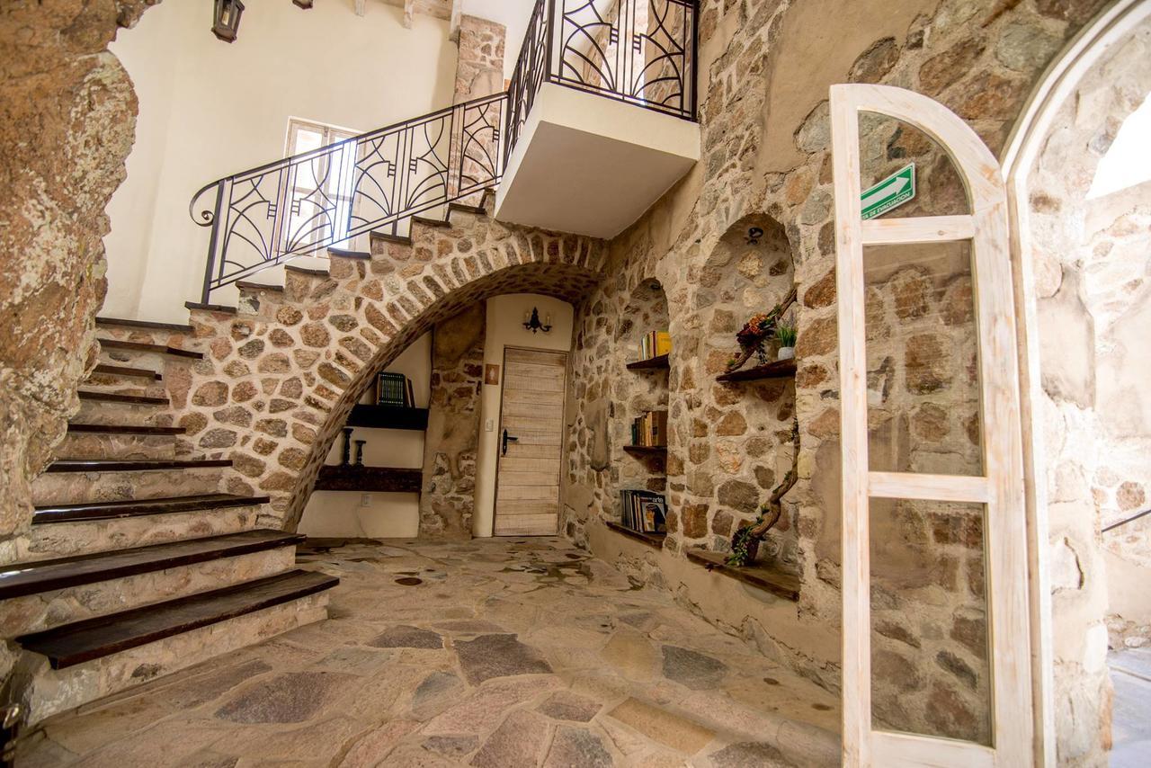 Hotel De Piedra ベルナル エクステリア 写真