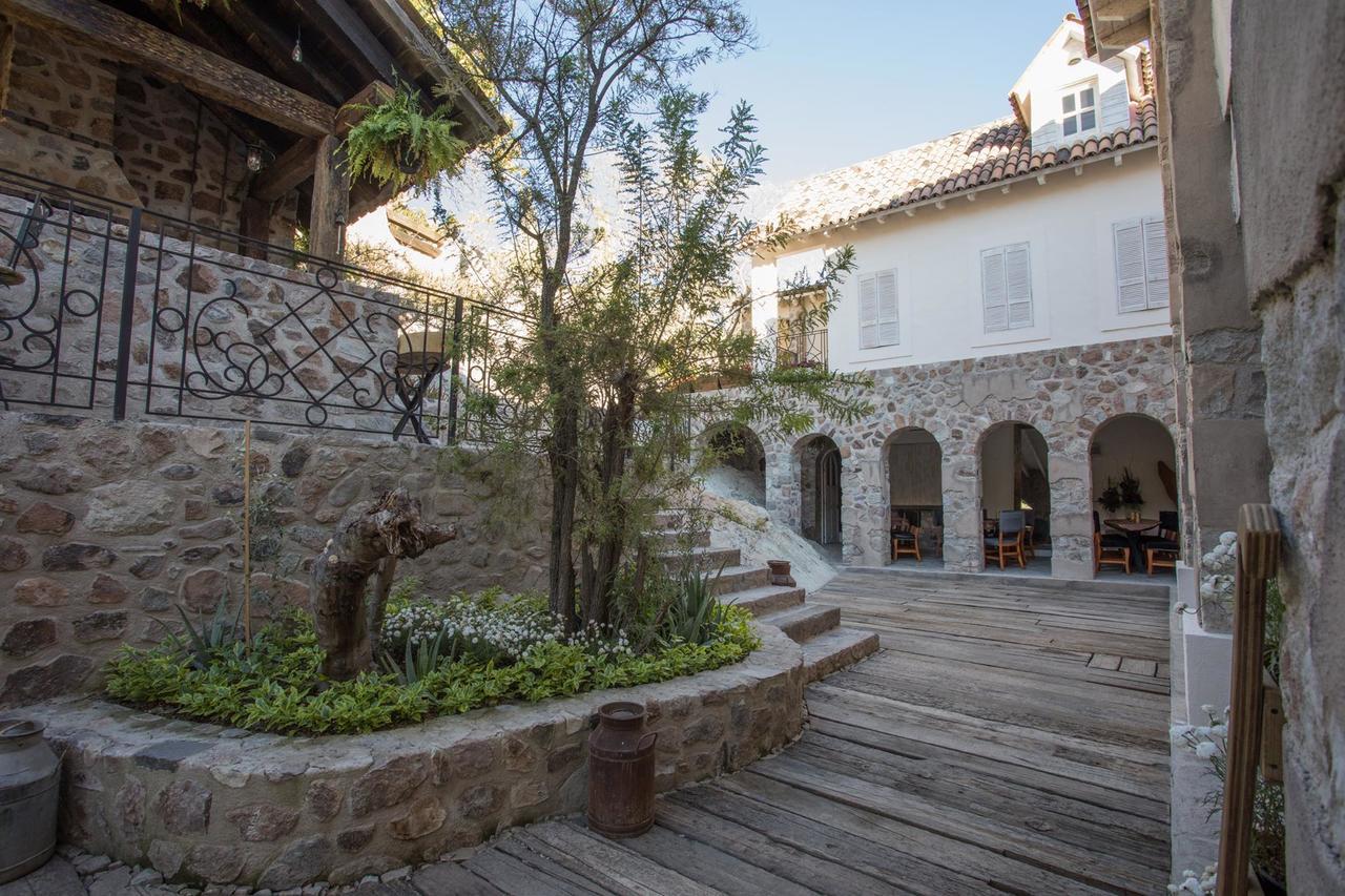 Hotel De Piedra ベルナル エクステリア 写真